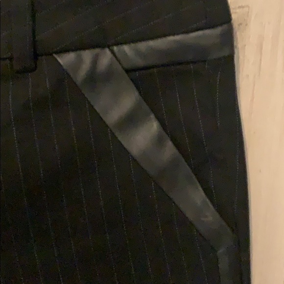 ONLY Cropped Trousers - Picture 4 of 6